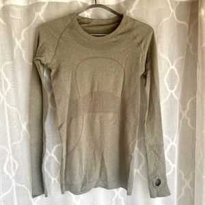 Lululemon Swiftly Tech Top